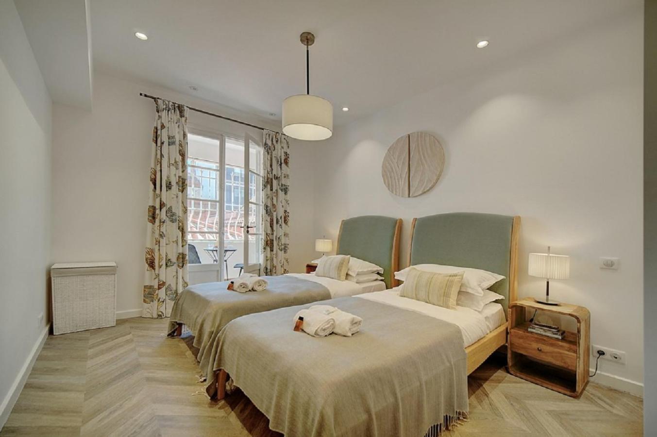 Magnifique 3 Pieces Renove Cannes Centre 'Banane' Avec Veranda ! A2B88 Kültér fotó