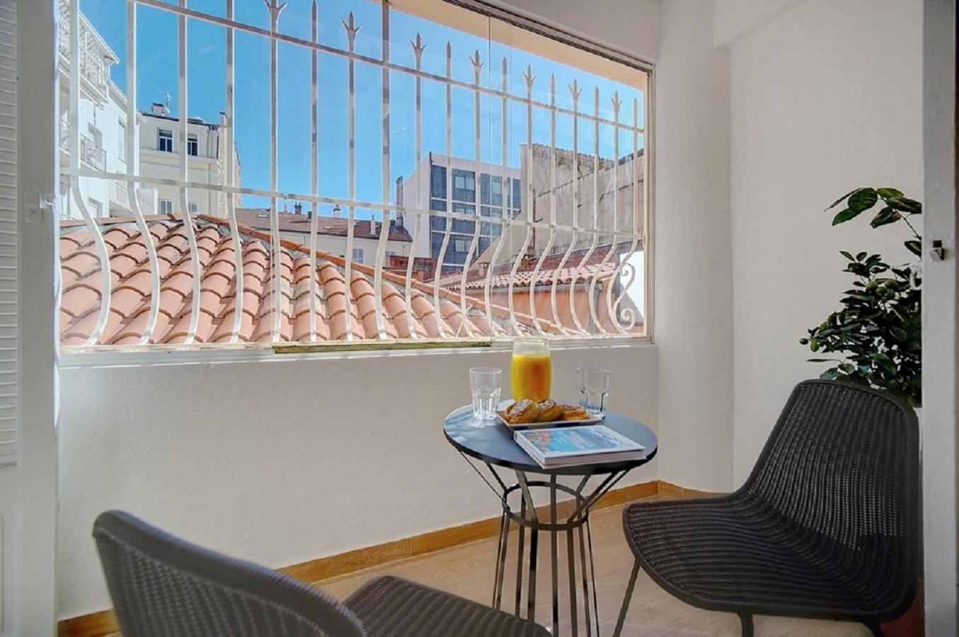 Magnifique 3 Pieces Renove Cannes Centre 'Banane' Avec Veranda ! A2B88 Kültér fotó