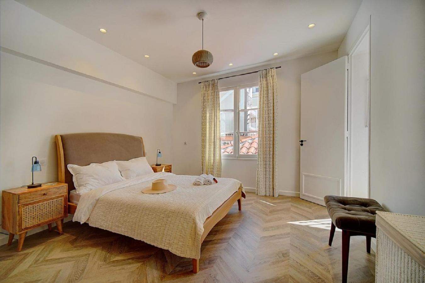 Magnifique 3 Pieces Renove Cannes Centre 'Banane' Avec Veranda ! A2B88 Kültér fotó